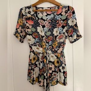 NWT O’NEILL FLORAL ROMPER